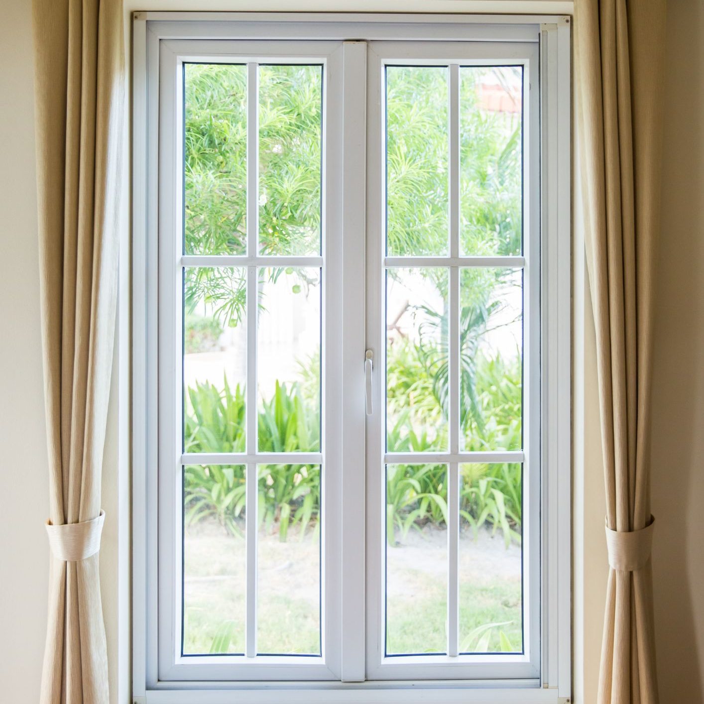 HDB Windows IN SINGAPORE
